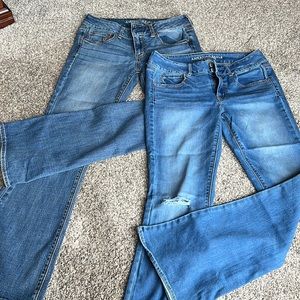 2 pair American Eagle jeans